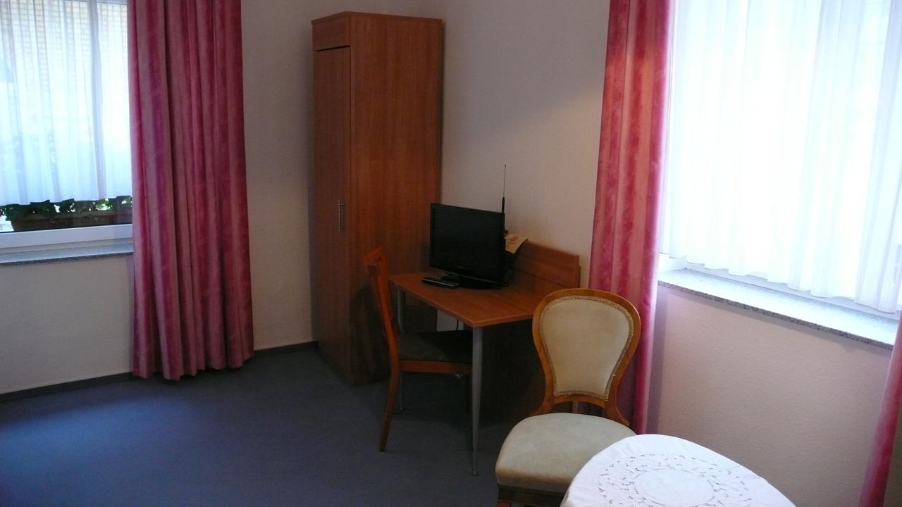 Storyhotel Bergischer Hof Konigswinter Room photo